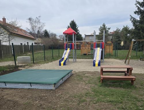 Znovuotevření dětského hřiště + vyzvednutí klíčů 1